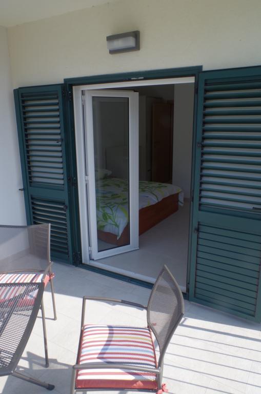 Apartmani Kusic 特尔帕尼 外观 照片